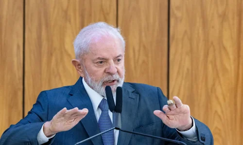 Marcola e Lulinha: campanha de Lula tem semana de crise e mede impacto