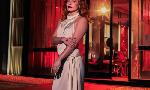 Leticia Colin transforma o visual para nova fase de Adriana em “Quem Ama Cuida”