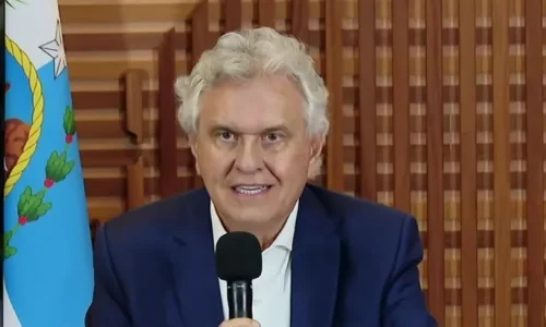 Caiado: ‘Flávio deve responder sobre filme e relações com dono do Master’