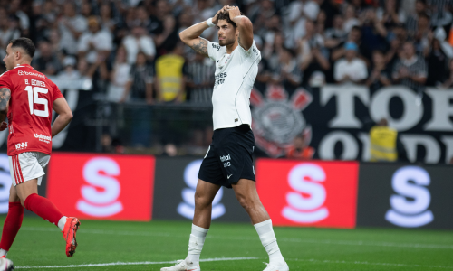 Corinthians vence, mas não consegue reverter vantagem e cai na Copa do Brasil