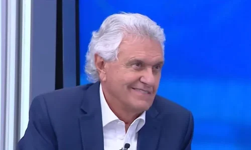Caiado diz que Flávio “conspirou” contra economia do Brasil por tarifaço