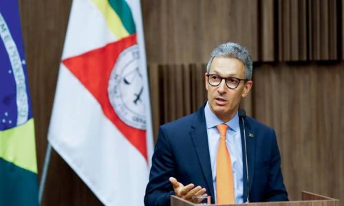 Romeu Zema se diz contra vacinação obrigatória e promete anistia pelo 8 de Janeiro
