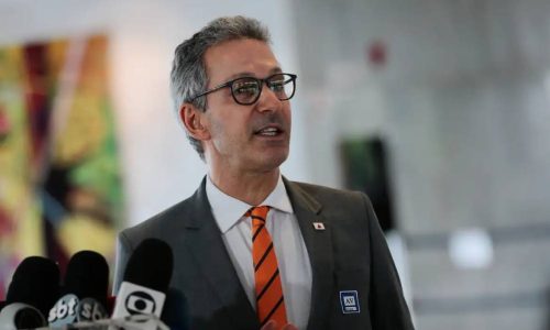 Zema promete obrigar beneficiários do Bolsa Família a aceitar propostas de emprego