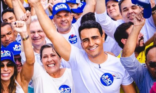 JHC lança sua candidatura a governador prometendo libertar Alagoas do atraso