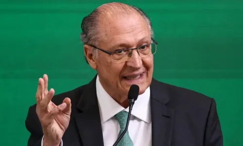 Alckmin diz que deixará o MDIC semana que vem e que Tebet será candidata