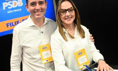 Ana Carolina Serra diz que foi desrespeitada por Gilmaci na Alesp