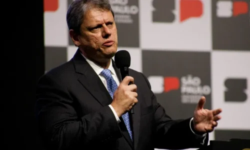 Gerp: Tarcísio lidera com 53% e venceria eleição contra Haddad no 1º turno em SP