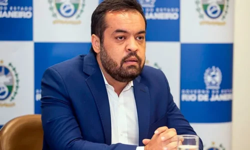 TSE mantém ex-governador Claudio Castro inelegível até 2030