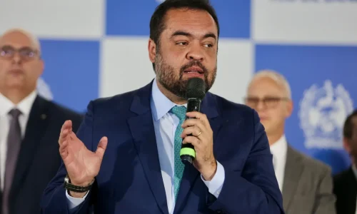 Após renúncia, TSE retoma julgamento que pode tornar Castro inelegível