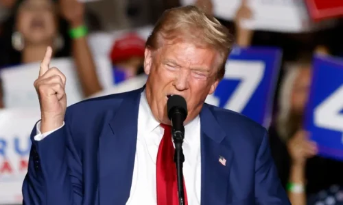 Trump diz que atacará o Irã ‘com muita força’ nesta quinta-feira