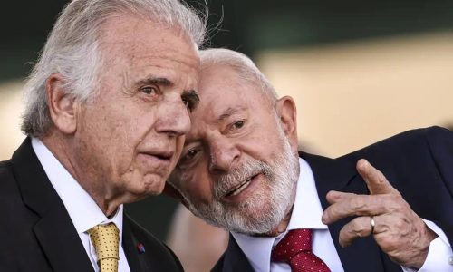 Lula se incomoda com fala de Múcio sobre invasão dos EUA ao Brasil