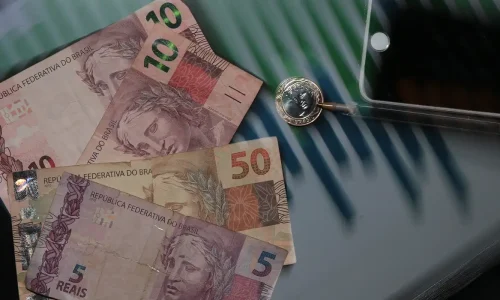 Juros menores reduzem vantagem, mas Brasil mantém atração