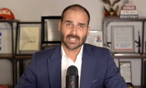Condenação de Eduardo Bolsonaro acirra disputa entre PT e PL