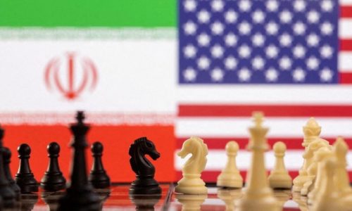 Irã cogita prolongar guerra até saída de Trump