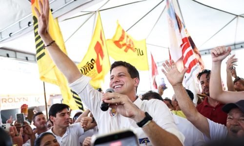 João Campos diz que venderá avião e helicópteros do governo para bancar isenção de IPVA de motos