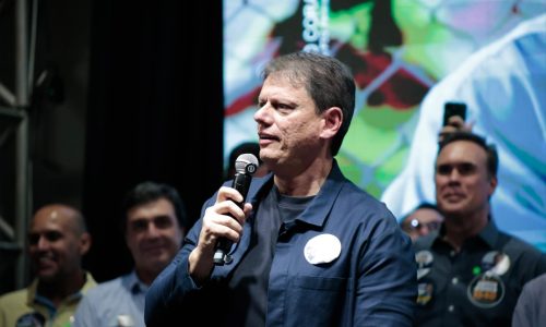 Tarcísio tem 54,8% em 1º turno e 58,2% em 2º turno para o governo de SP