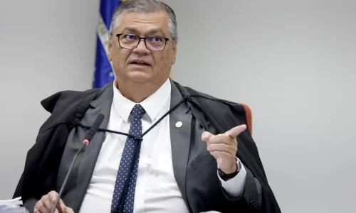 Dino derruba decisão de Mendonça e libera posts sobre Nossa Senhora
