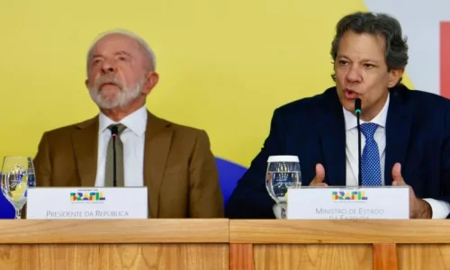 Lula e Haddad criticaram alta dos combustíveis em 2021 e 2022