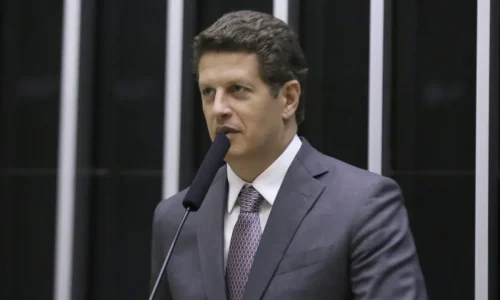 Ricardo Salles desiste da candidatura ao Senado para apoiar Guilherme Derrite (PP) e André do Prado (PL)