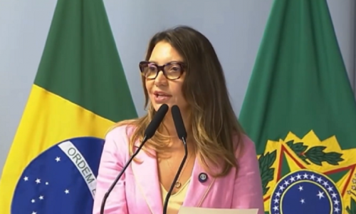 PoderData: 52% desaprovam participação de Janja no governo Lula