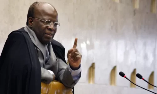 Vice de Joaquim Barbosa deve sair do PSDB