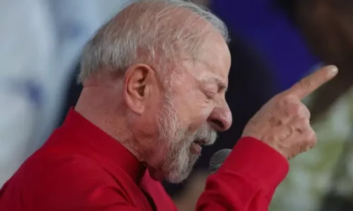 Já se deram conta que os tiros do Trump no Irã estão fazendo o diesel aumentar no mundo inteiro?, questiona Lula