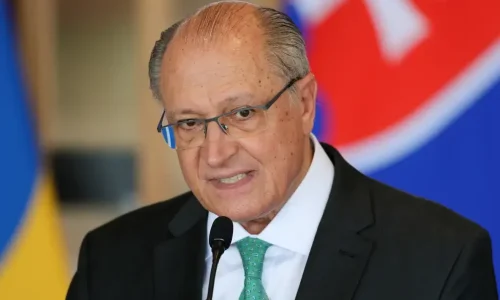 Governo inicia reuniões com setores afetados por tarifa dos EUA