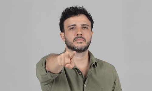Renan Santos diz que Flávio é “criminoso” e não tem chances de vencer Lula