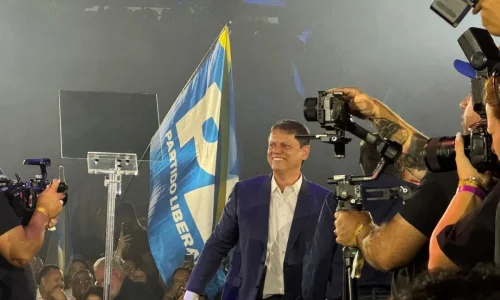 Sem Kassab, MDB e grupo ligado a Nunes tocam campanha de Tarcísio
