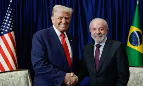 Relatório internacional aponta Brasil como mais democrático que os EUA