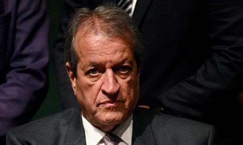 Valdemar diz que Michelle não quer participar de campanha de Flávio Bolsonaro